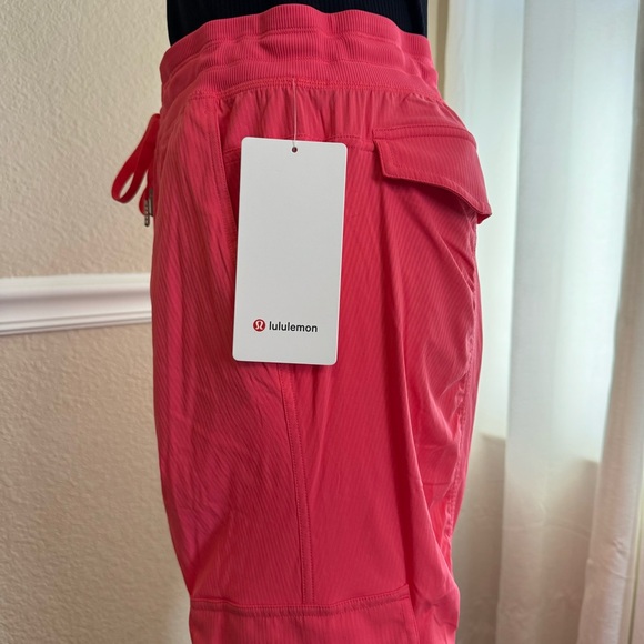 NWT Lululemon Dance Studio Relaxed Fit MR Cargo Jogger Glaze Pink - Picture 8 of 9